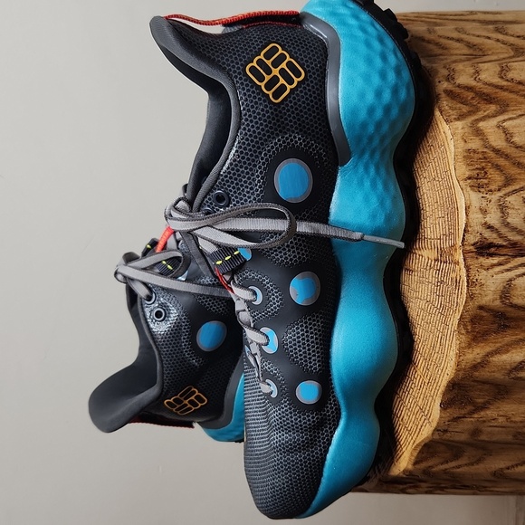 Columbia Women's Trail Running Shoes Size 8 Gray Blue Yellow Rubber Outsole - Picture 10 of 12